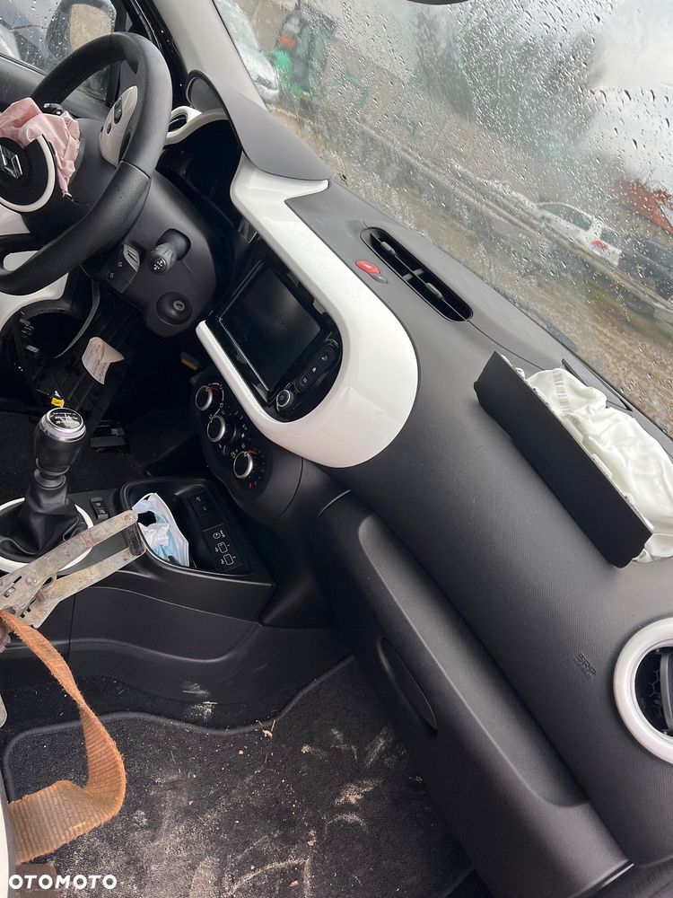 Renault Twingo ENERGY TCe 90 LIMITED - 8