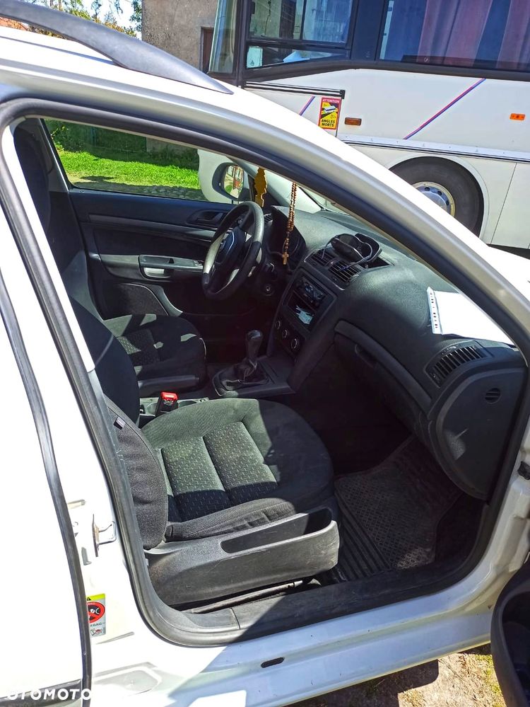 Skoda Octavia 1.6 Mint - 18