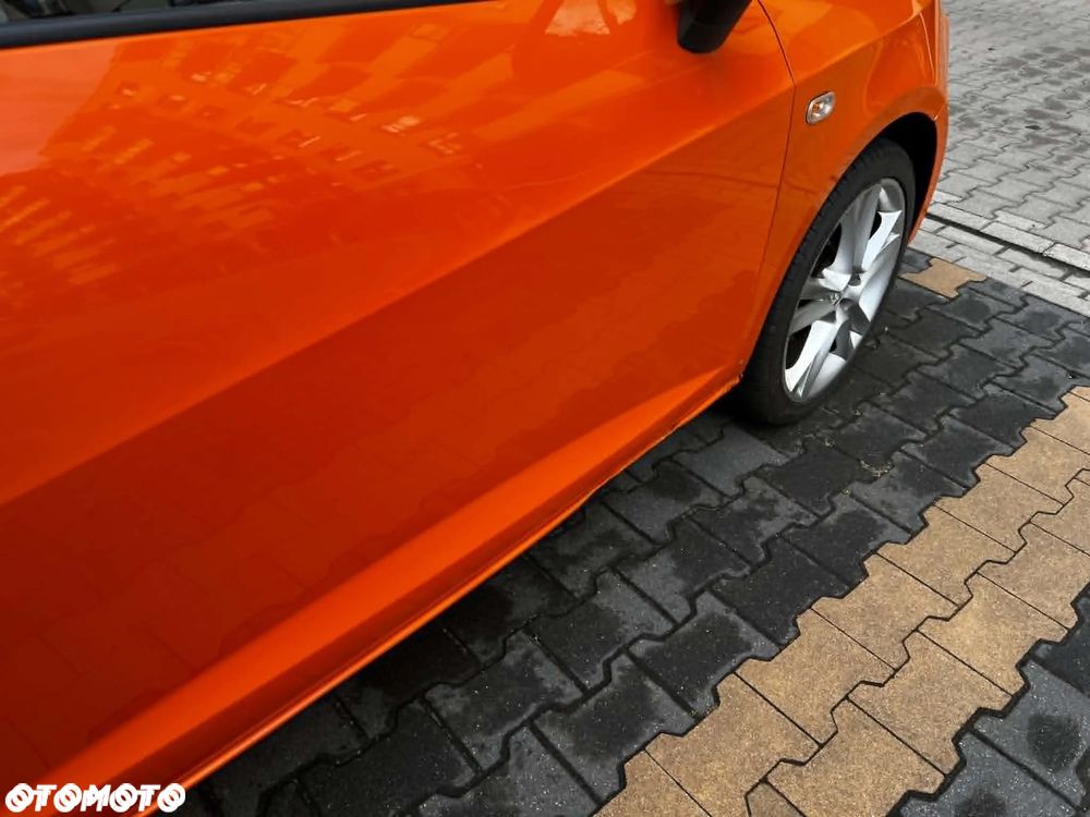 Seat Ibiza SC 1.6 16V Sport - 16