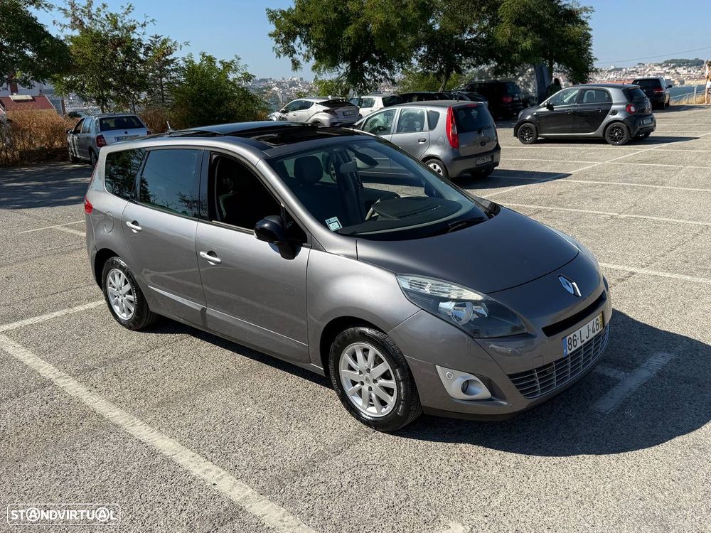 Renault Grand Scénic 1.5 dCi Luxe 7L EDC - 2
