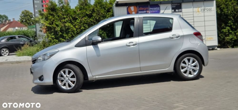 Toyota Yaris 1.33 VVT-i Executive - 8