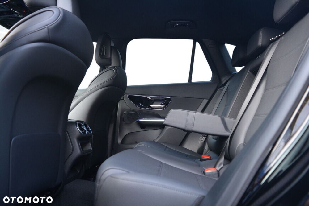 Mercedes-Benz GLC - 8