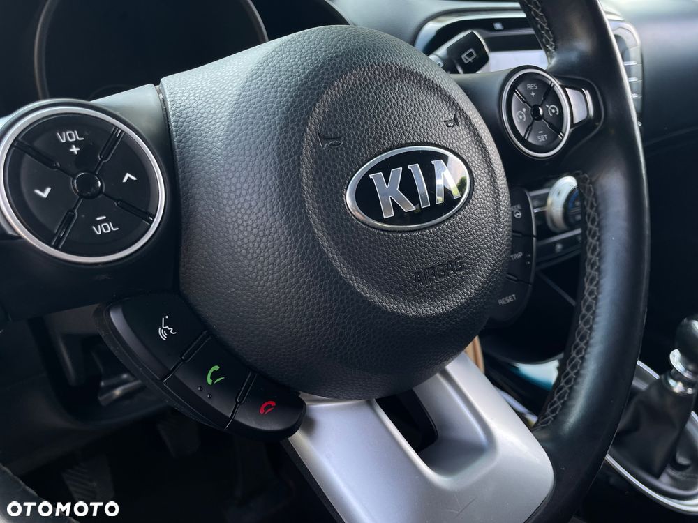 Kia Soul 1.6 CRDI XL - 19