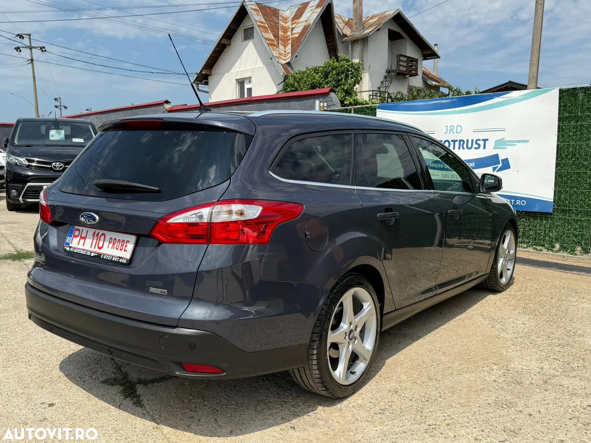 Ford Focus 1.6 TDCi ECOnetic 88g Start-Stopp-System Titanium - 4