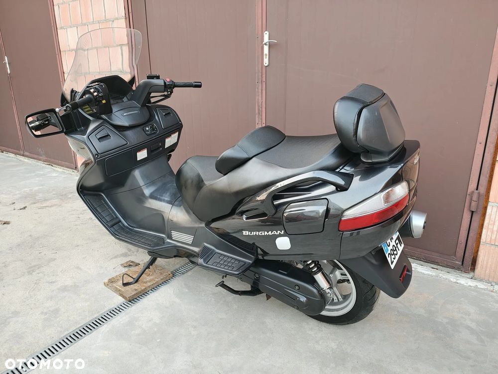 Suzuki Burgman - 8