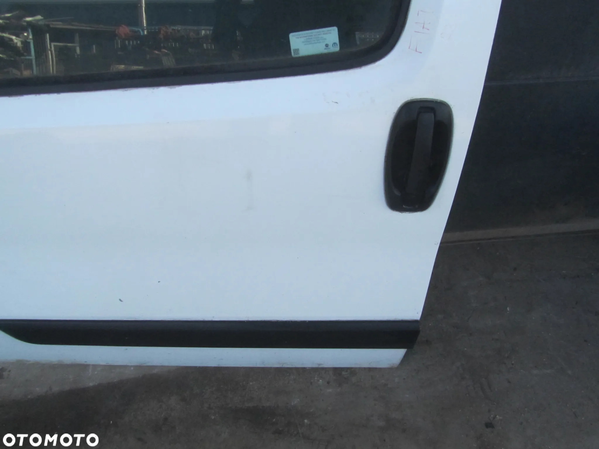 Fiat Fiorino 07->drzwi lewy przód - 4