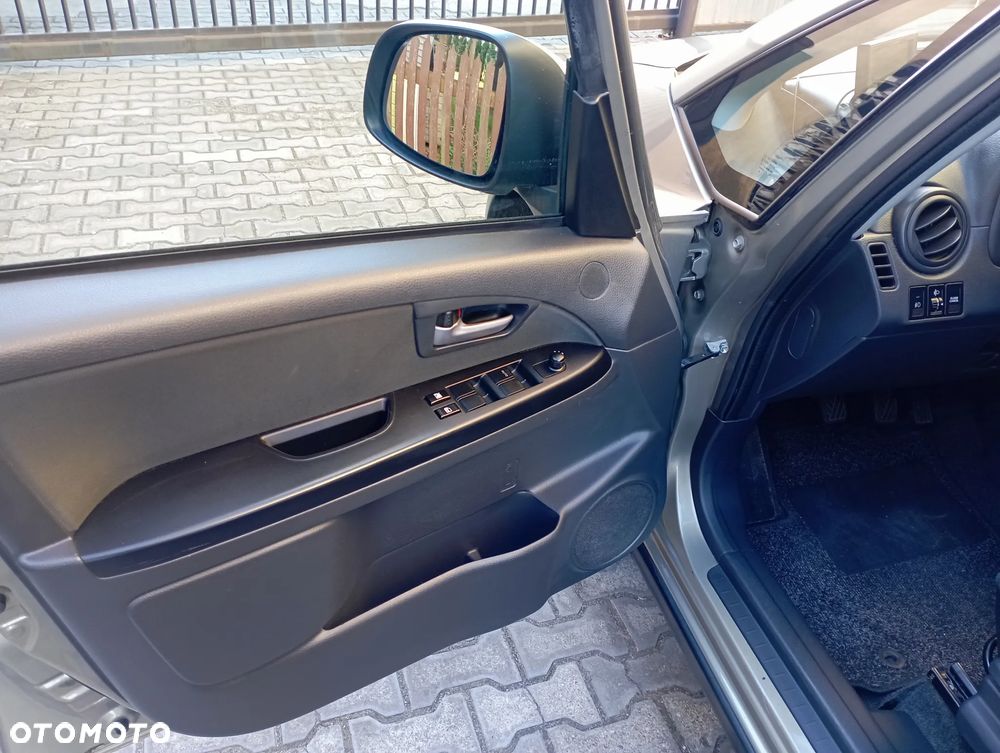 Fiat Sedici 1.6 16V 4x4 Luxury - 10