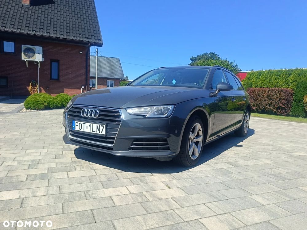 Audi A4 Avant - 1