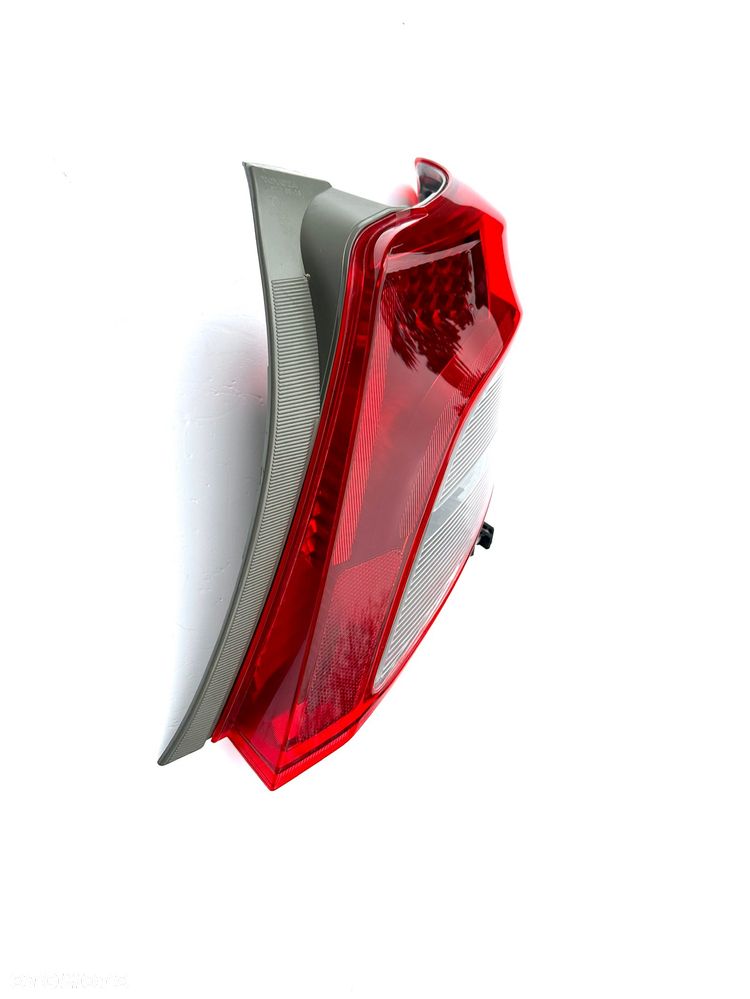 TOYOTA YARIS 3 III 2010 - 2014 LAMPA TYŁ PRAWA R EUROPA ORYGINAŁ OE - 5