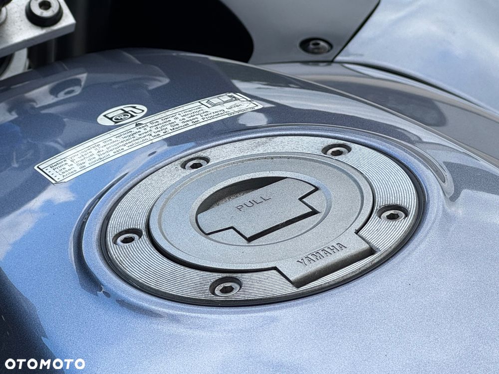 Yamaha FJR - 17