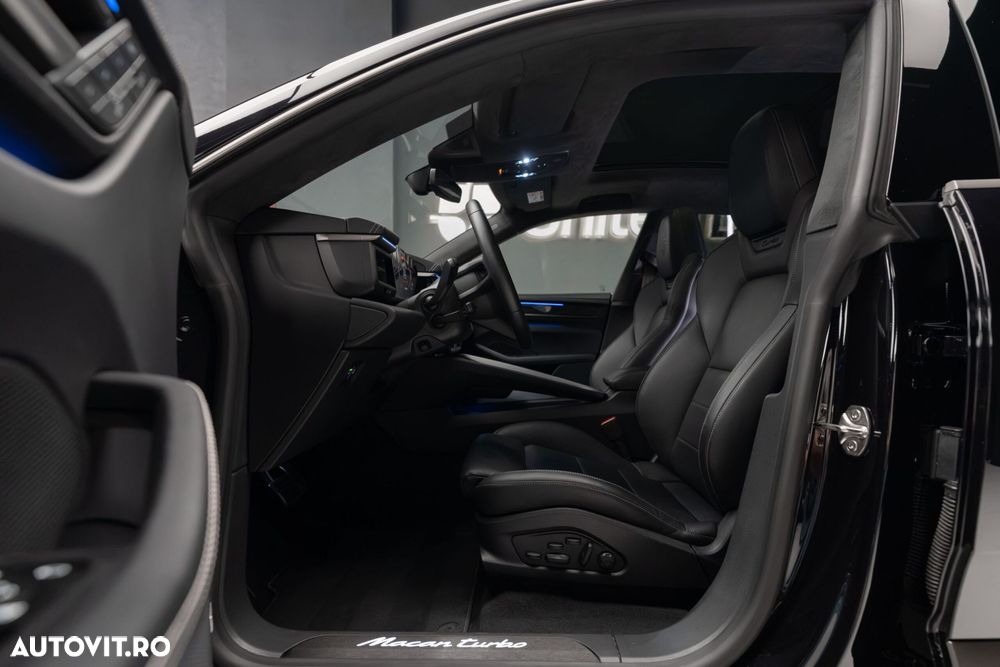 Porsche Macan Turbo 100 kWh - 17