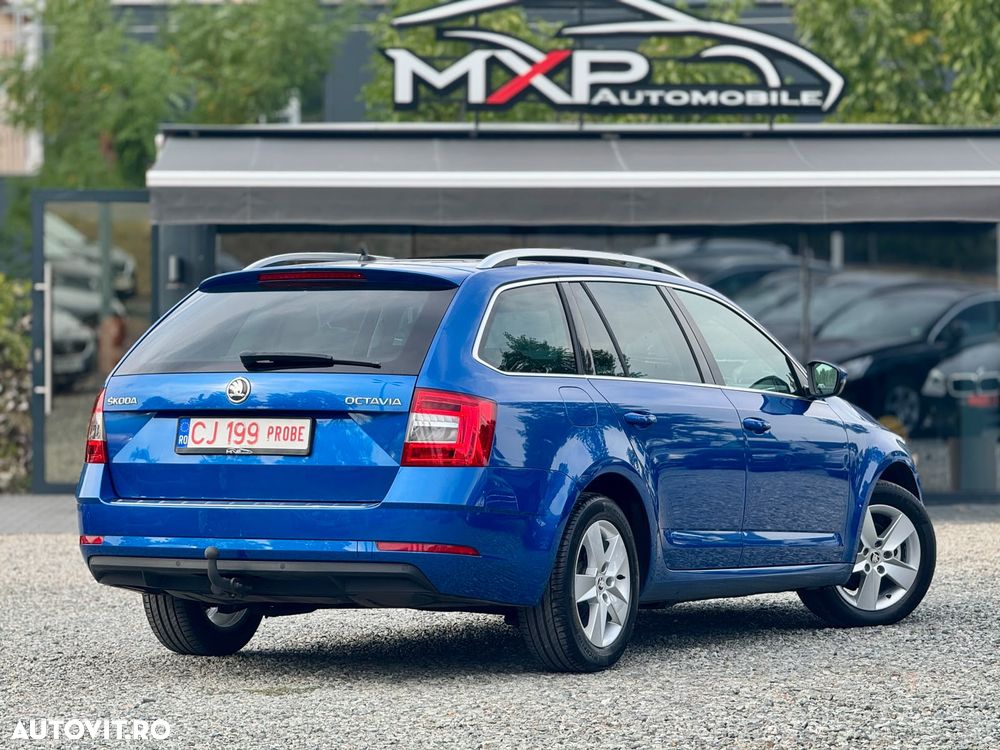 Skoda Octavia 1.6 TDI DSG Style - 4