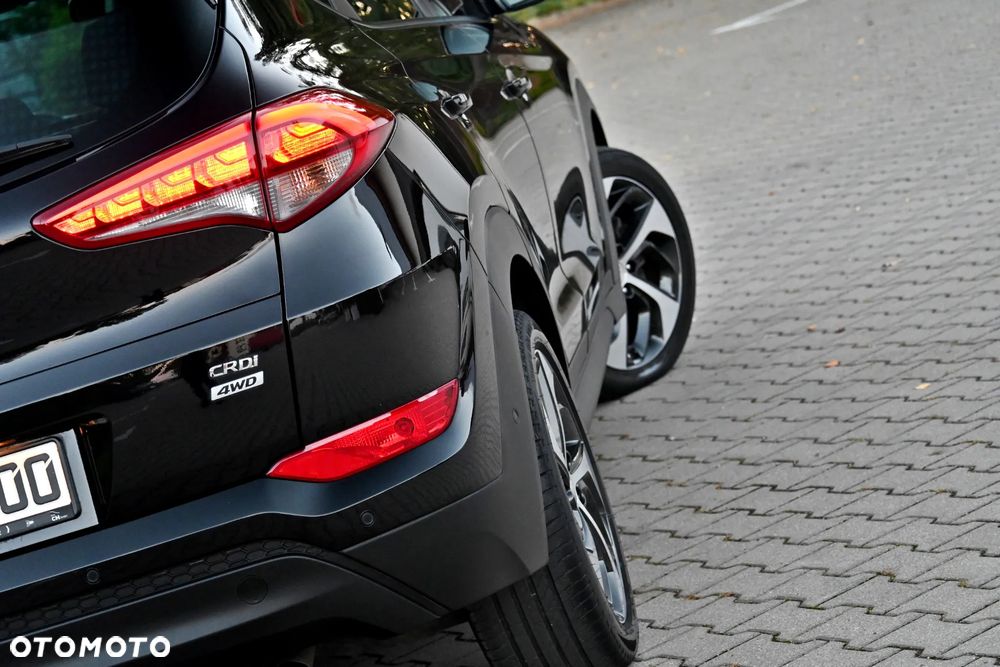 Hyundai Tucson 2.0 CRDI 4WD Automatik Premium - 17