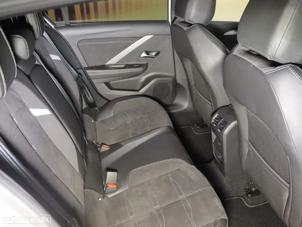 Opel Astra 1.5 D GS Line Aut. - 12