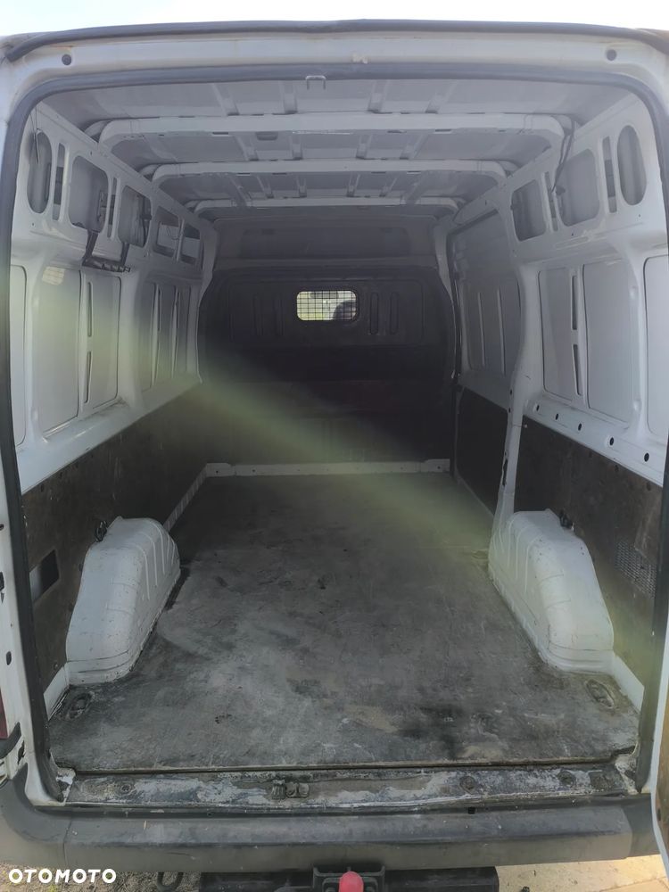 Ford Transit - 4