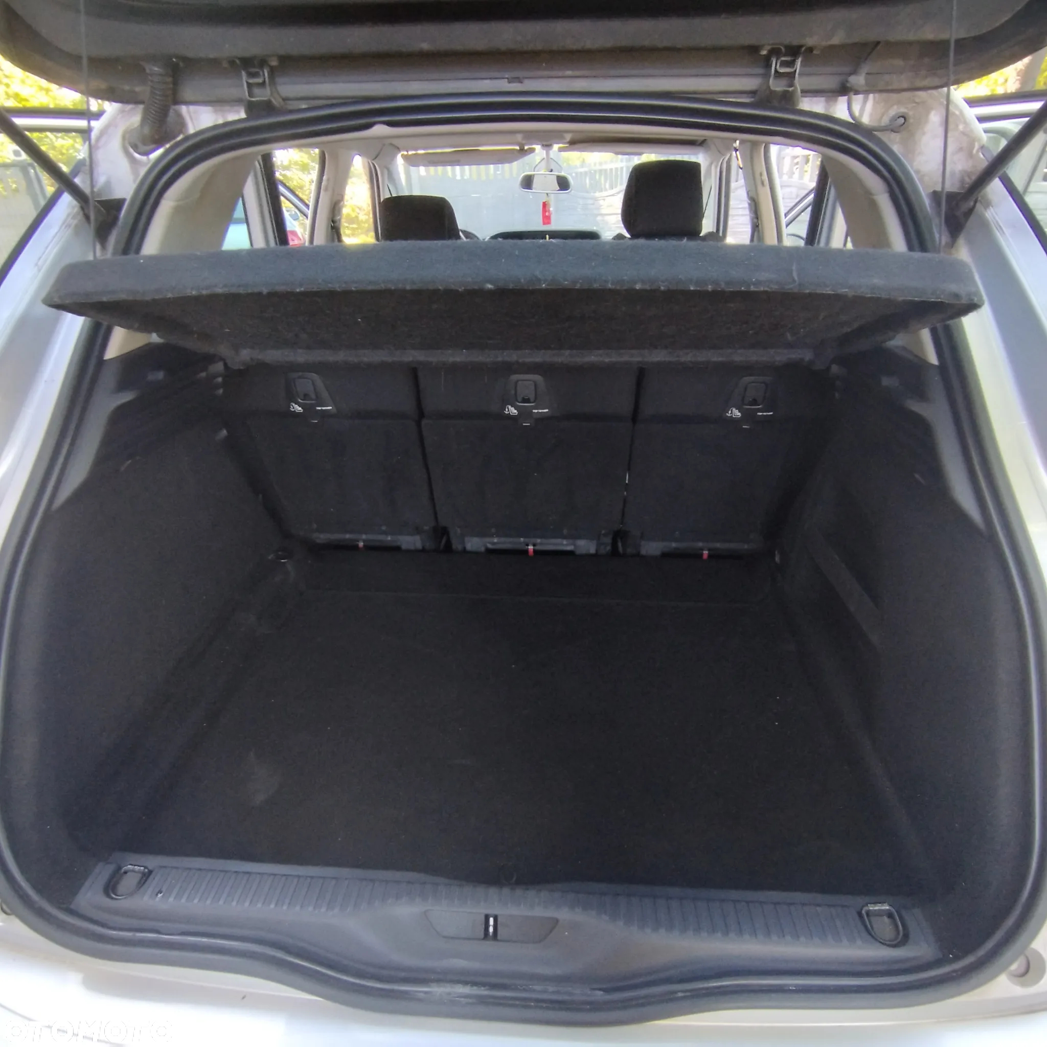 Citroën C4 Picasso - 10