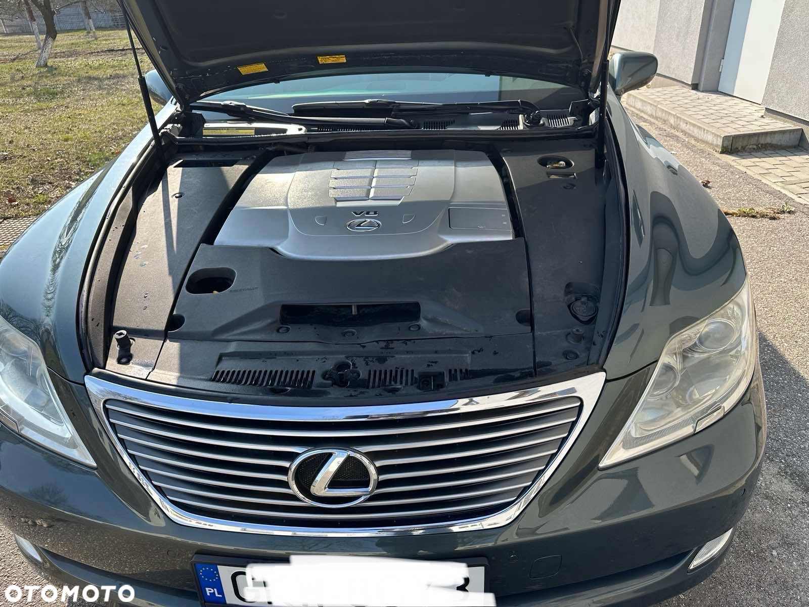Lexus LS - 2