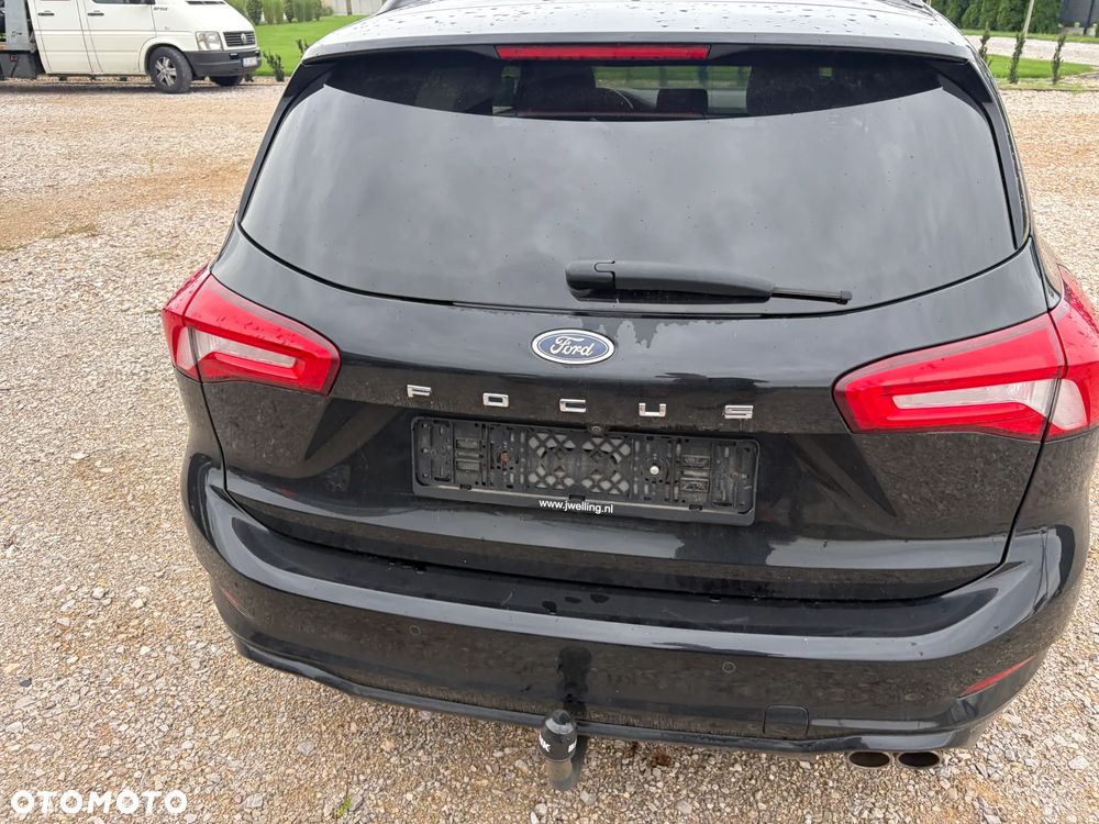 Ford Focus 1.5 TDCi Titanium PowerShift - 11