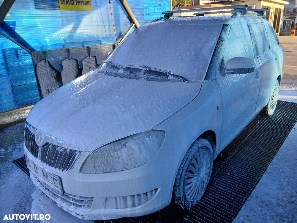 Skoda Fabia 1.6 TDI Family - 9