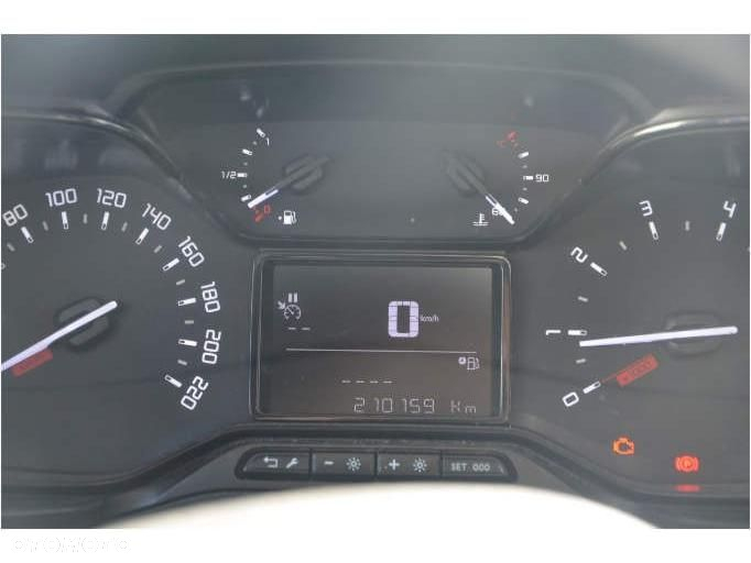 Toyota ProAce - 13
