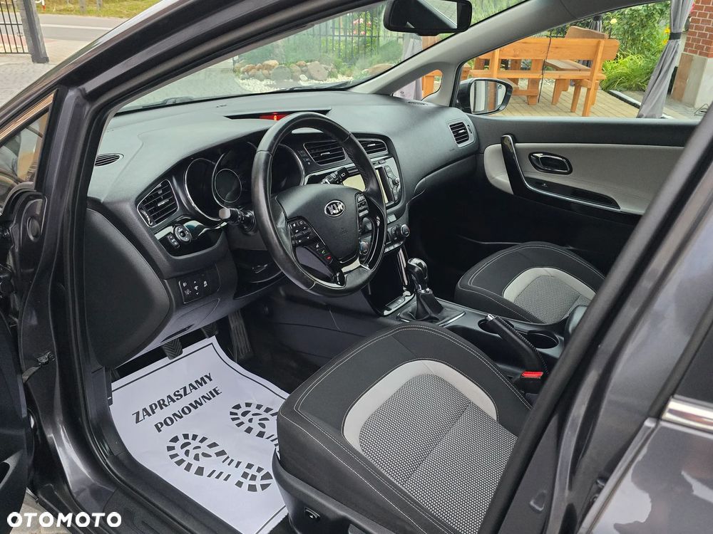 Kia Ceed 1.6 GDI Vision - 29