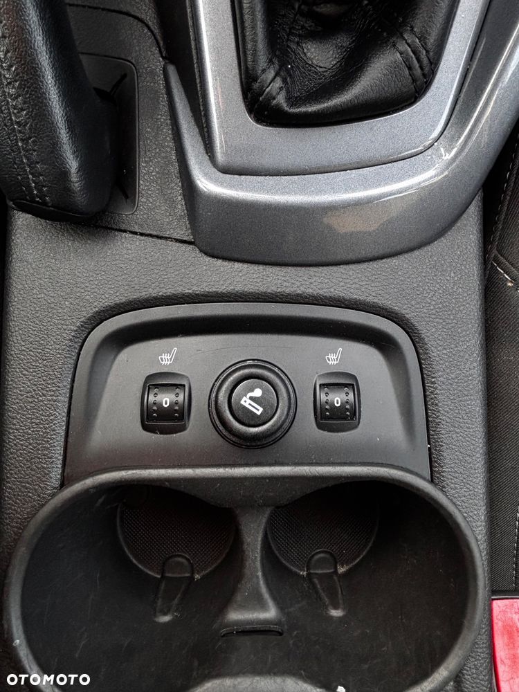 Ford Focus 1.6 TDCi DPF Titanium - 12