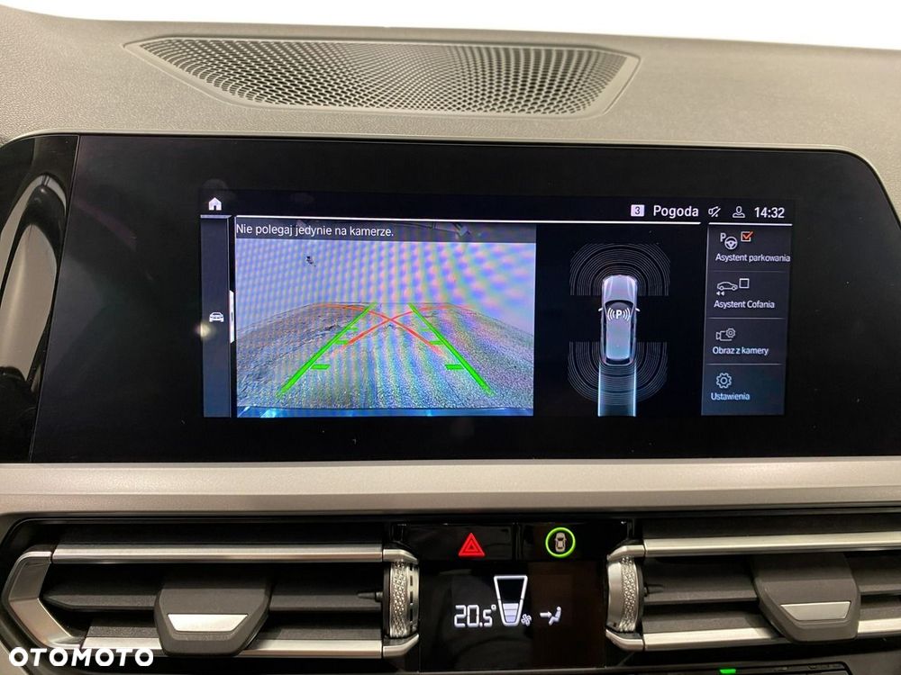 BMW Seria 3 318i - 22