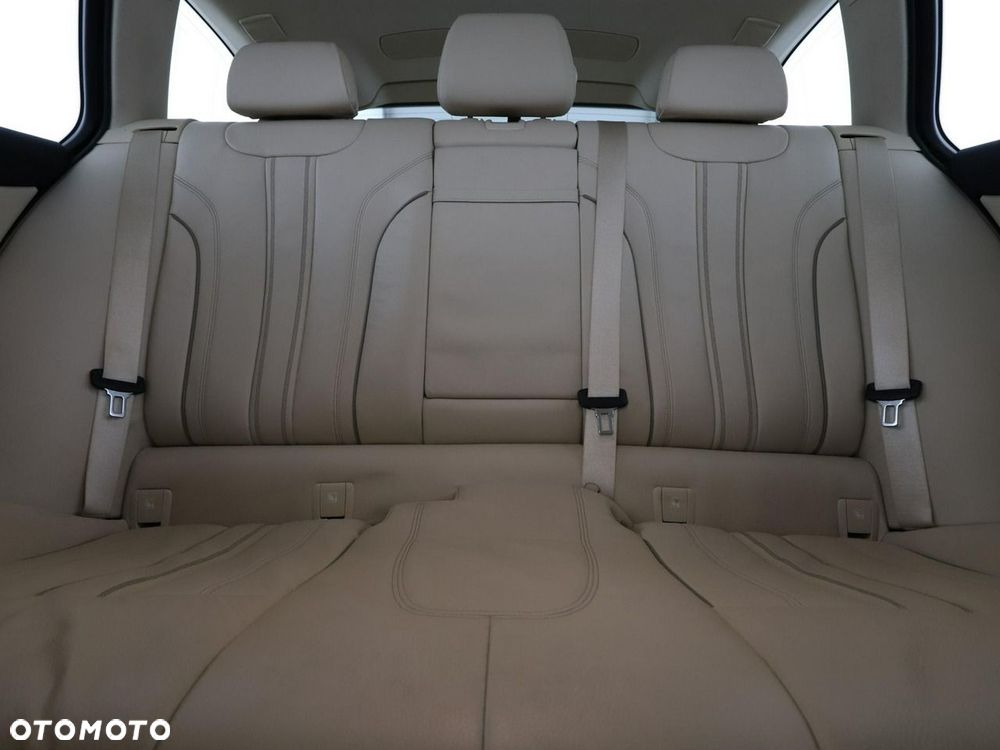 BMW Seria 5 520d Luxury Line - 19