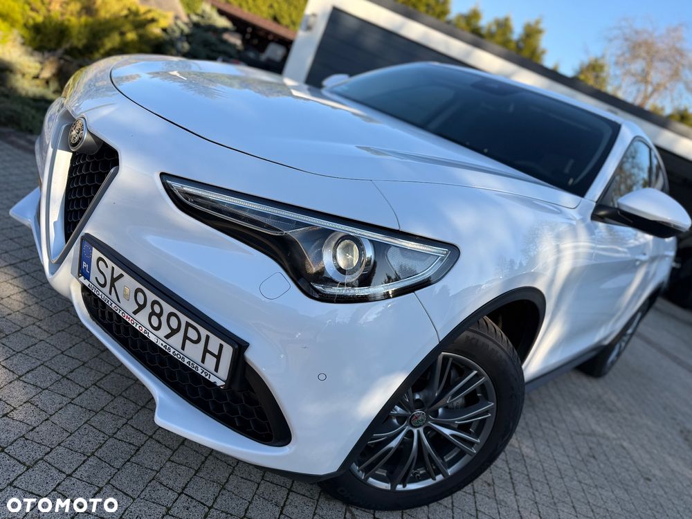 Alfa Romeo Stelvio 2.0 Turbo Sprint Q4 - 1