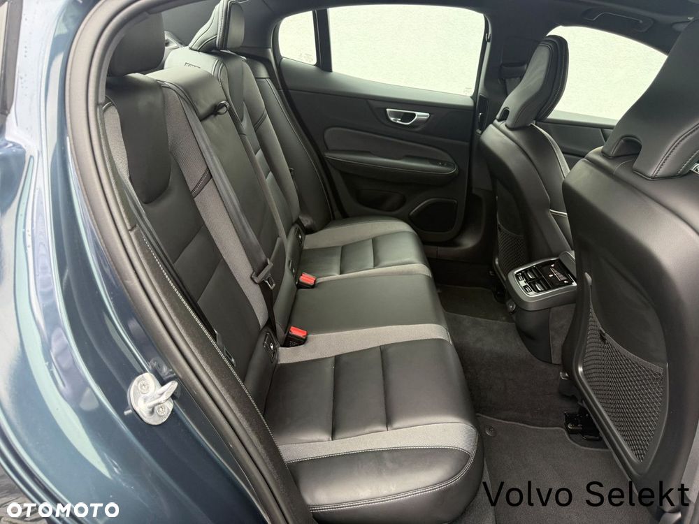 Volvo S60 - 18