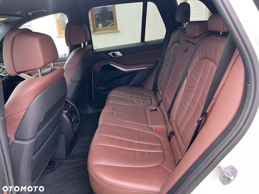 BMW X5 xDrive30d - 29
