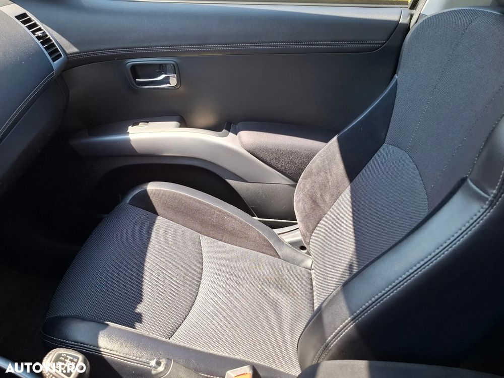 Mitsubishi Outlander 2.2 DI-D 4WD Intense A13 - 17