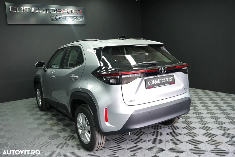 Toyota Yaris Cross - 4