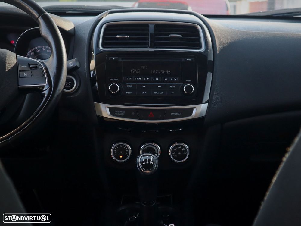 Mitsubishi ASX 1.6 Intense - 23