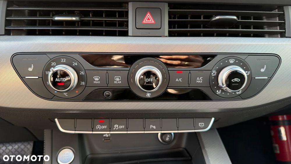 Audi A4 Avant 30 TDI S tronic S line - 33