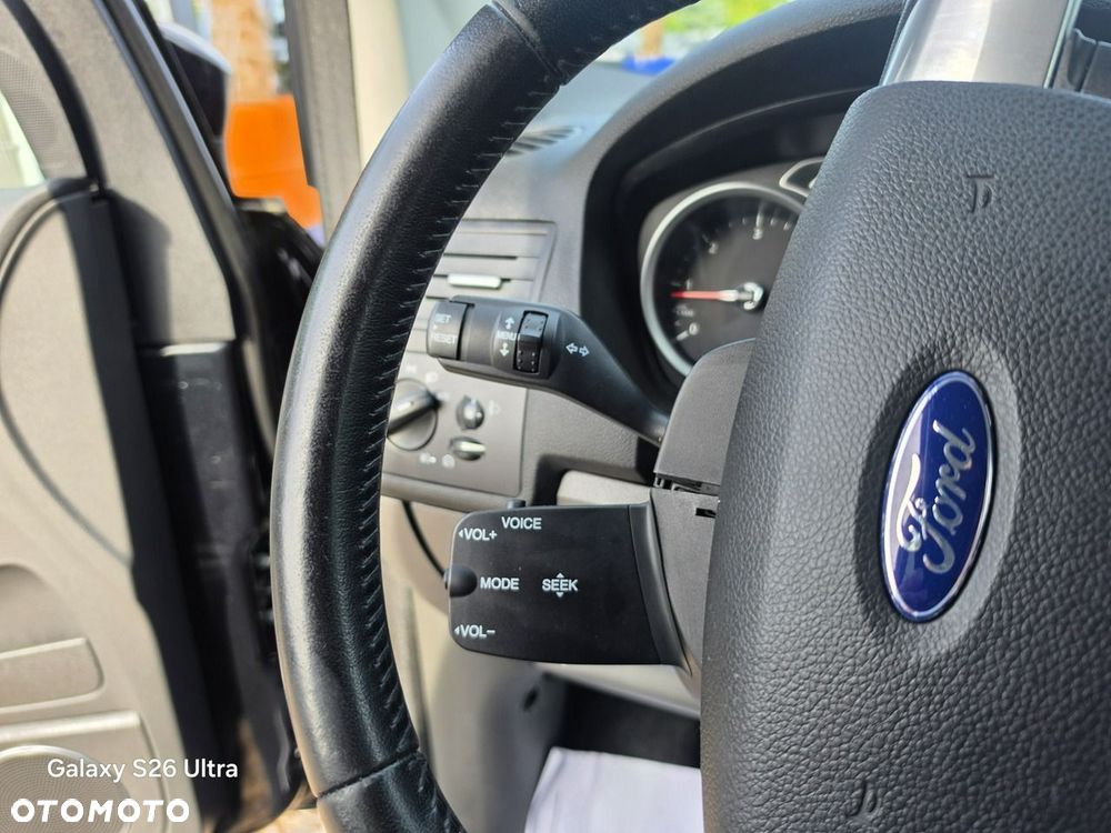 Ford Kuga 2.0 TDCi 4x4 Titanium - 35