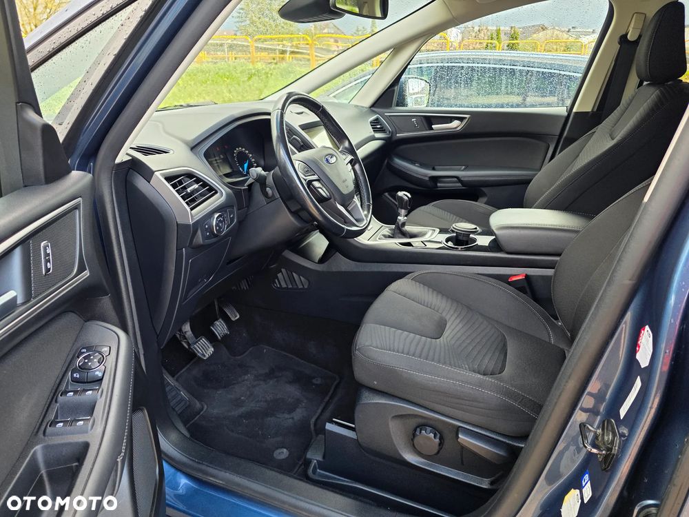 Ford S-Max - 8