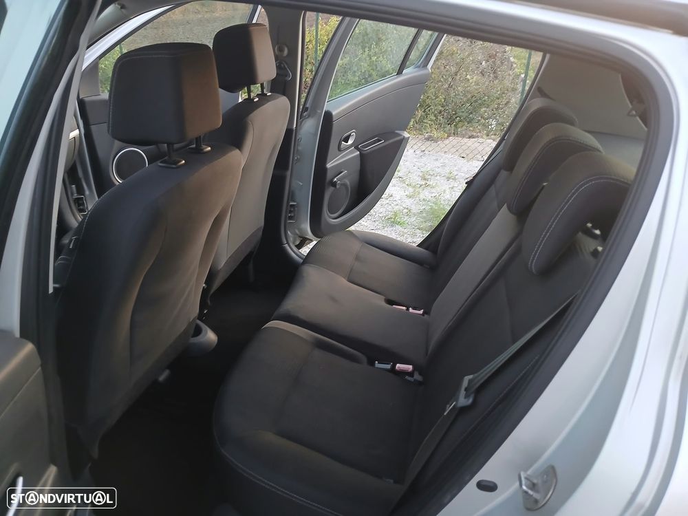 Renault Clio - 3