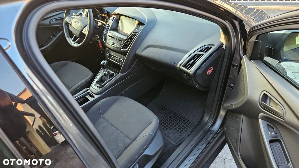 Ford Focus 1.0 EcoBoost Edition - 10