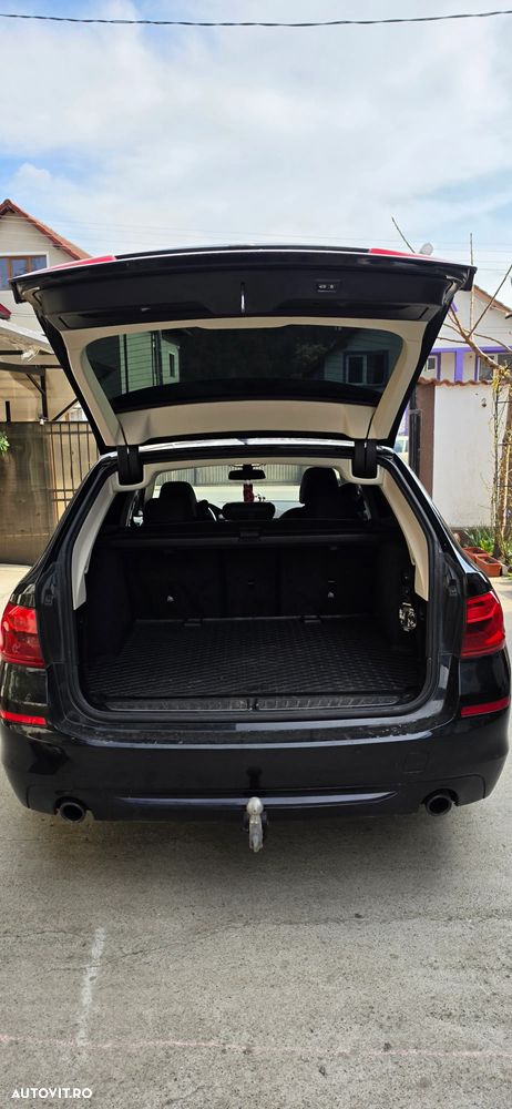 BMW Seria 5 520d xDrive AT - 10
