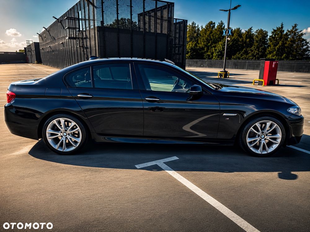 BMW Seria 5 525d xDrive - 5