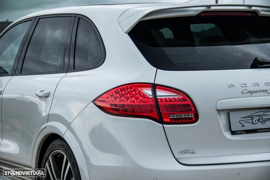 Porsche Cayenne S Hybrid - 14