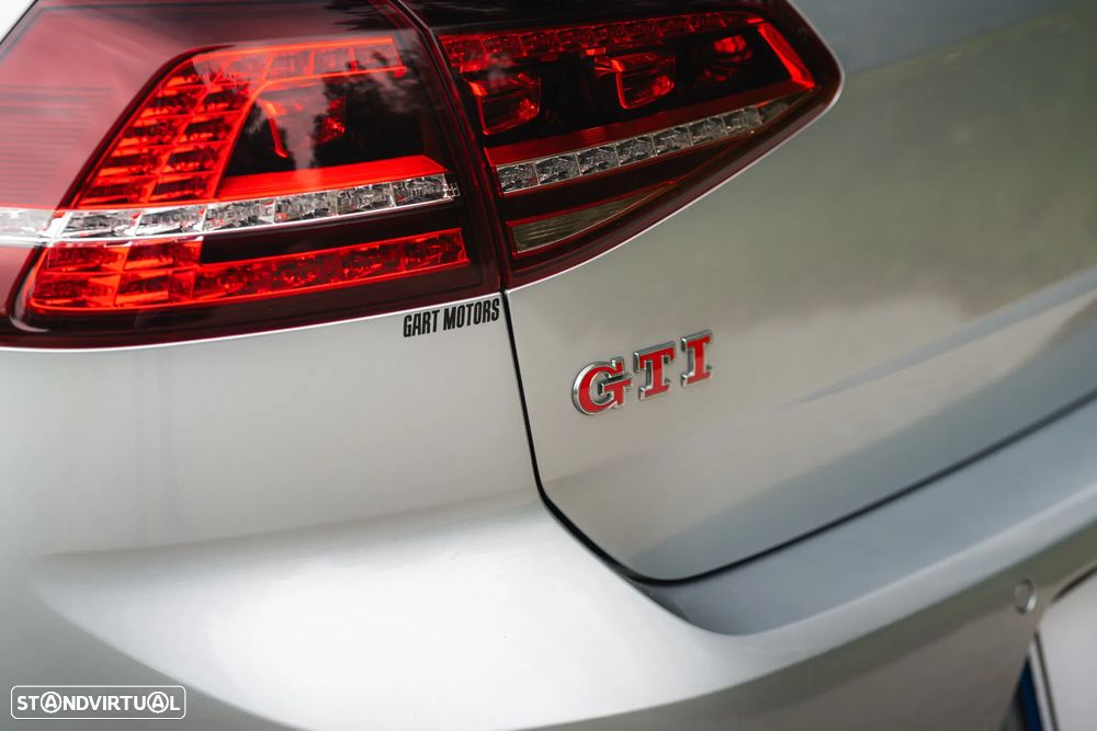 VW Golf GTI Performance BlueMotion DSG - 17