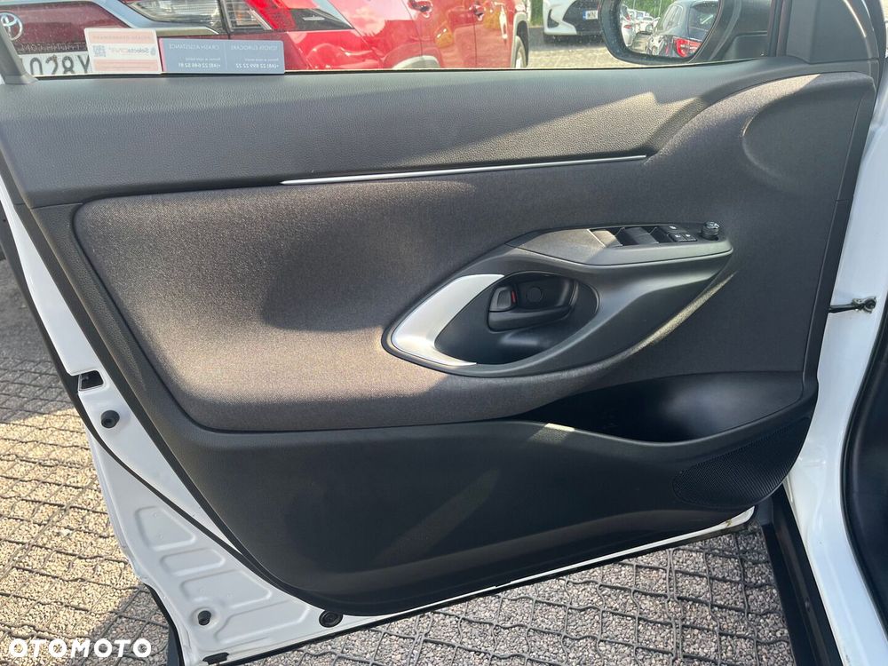 Toyota Yaris Cross Hybrid 1.5 Comfort - 23
