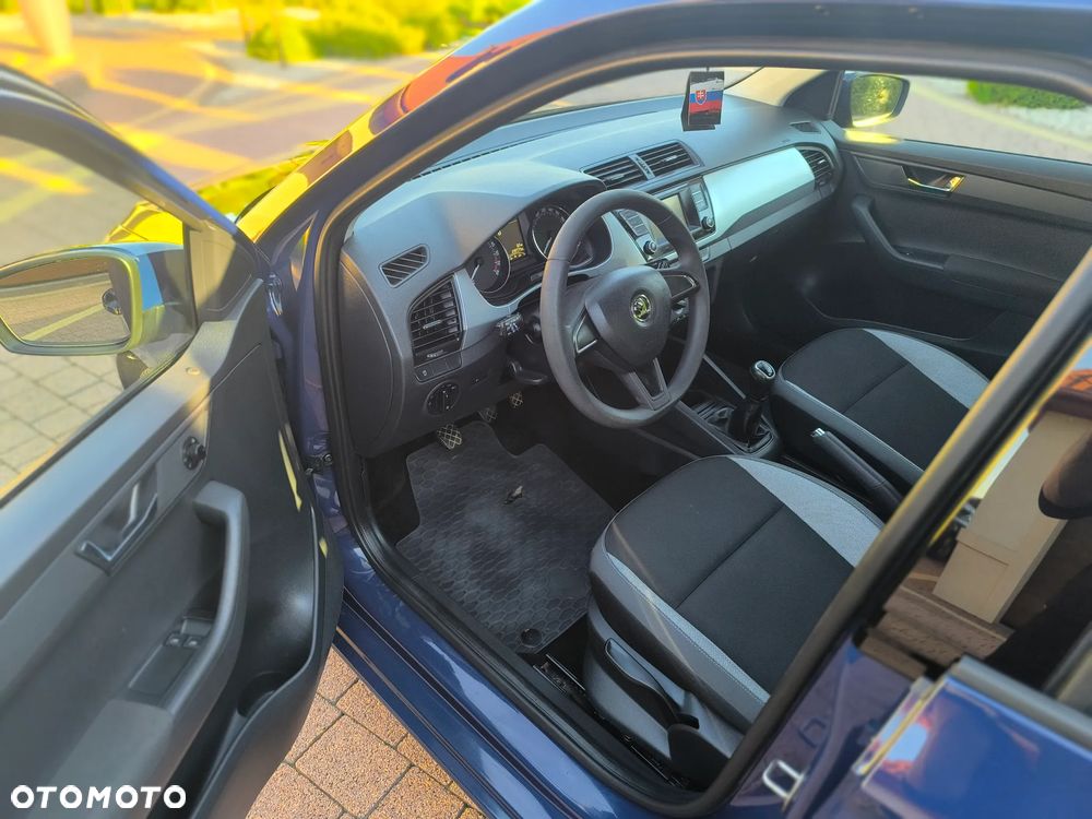 Skoda Fabia - 4