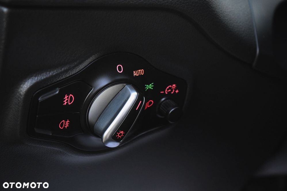 Audi Q5 2.0 TDI Quattro S tronic sport - 24