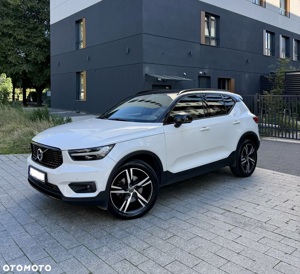 Volvo XC 40 D4 AWD R-Design - 2