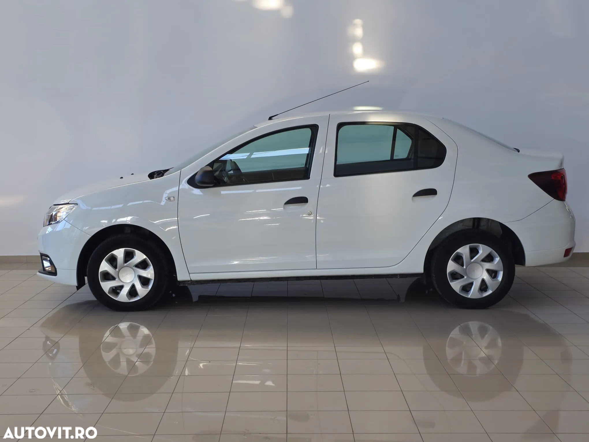 Dacia Logan 1.0 SCe Laureate - 12