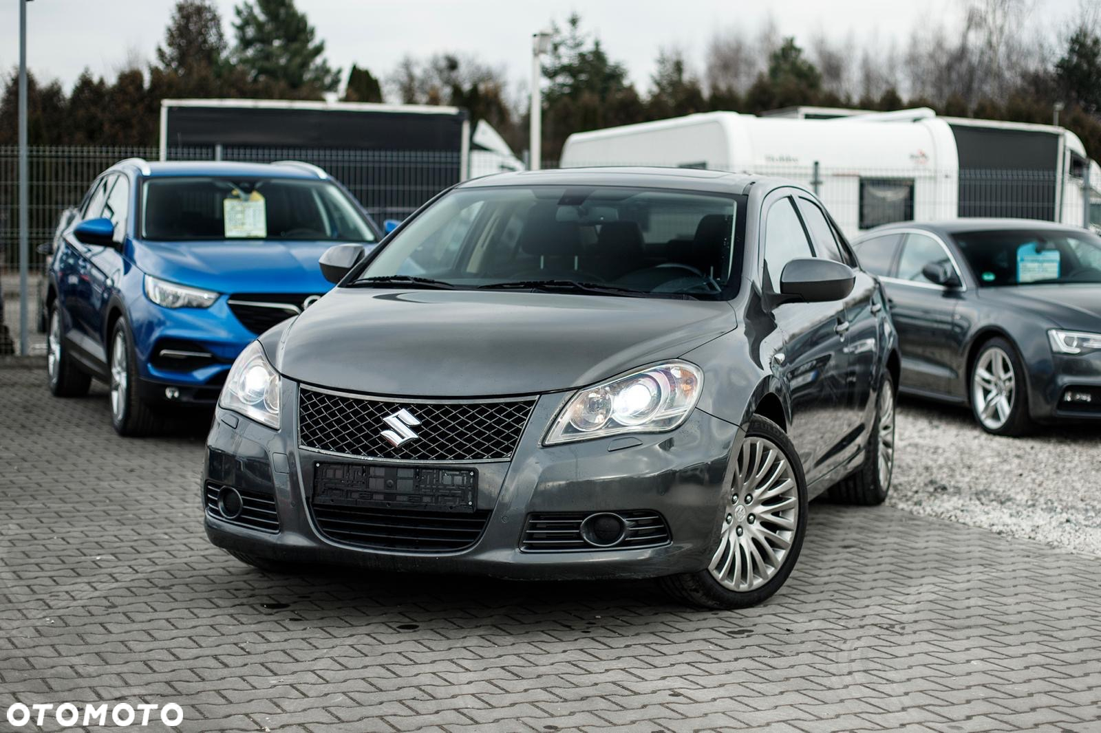 Suzuki Kizashi 2.4 Sport 4WD CVT - 2