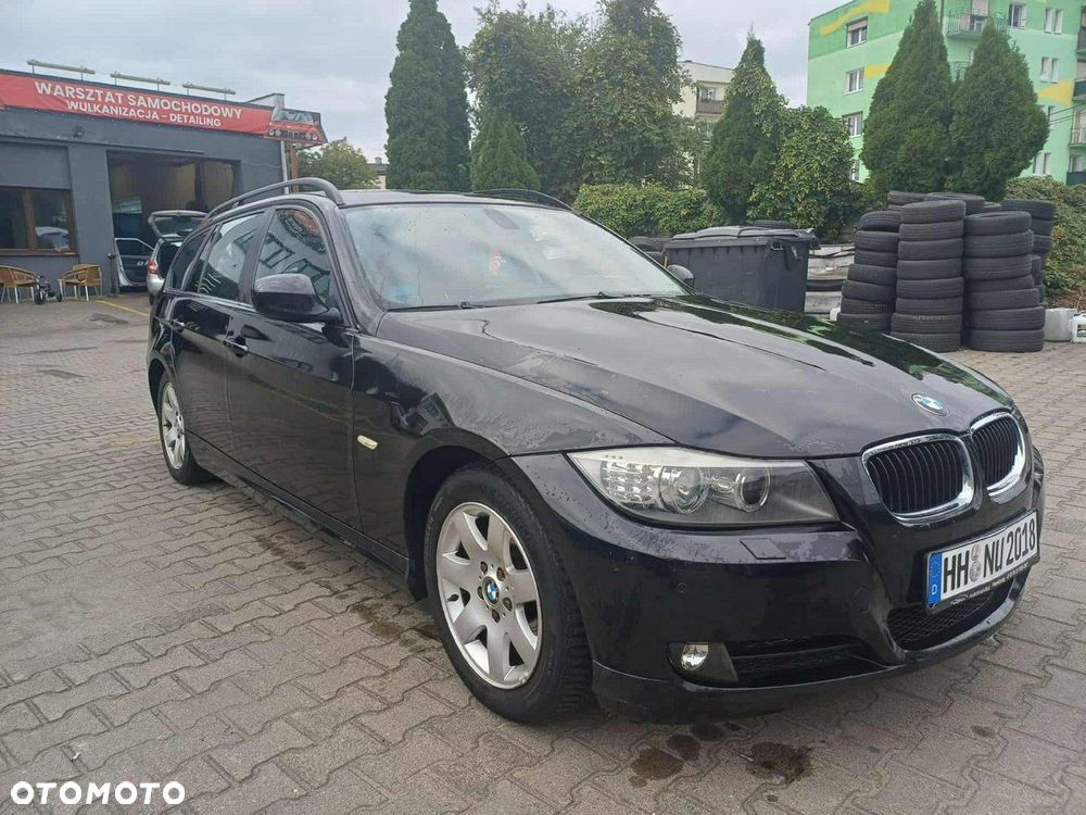 BMW Seria 3 318i Touring Edition Lifestyle - 4